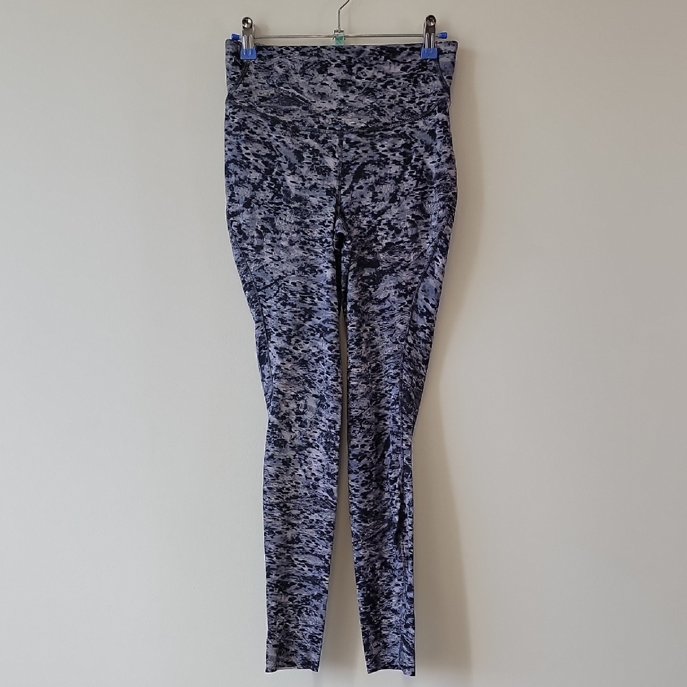 Lululemon Athletica Gray Patterned Leggings